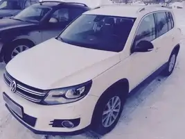 VOLKSWAGEN TIGUAN 2013 1